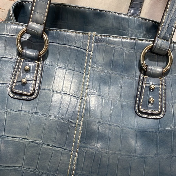 Liz Claiborne Bag - Picture 2 of 7